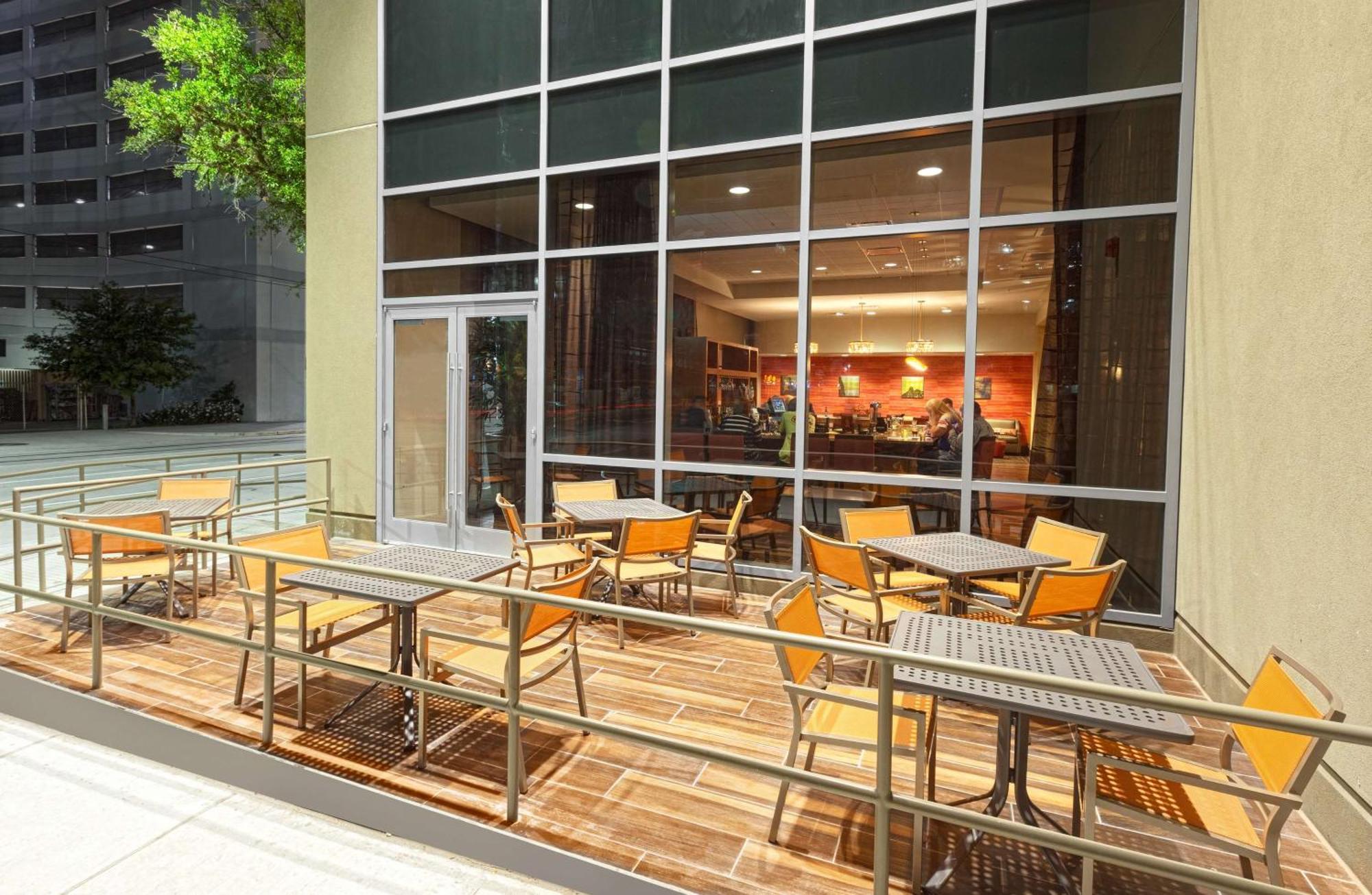 Hampton Inn Houston Downtown Bagian luar foto